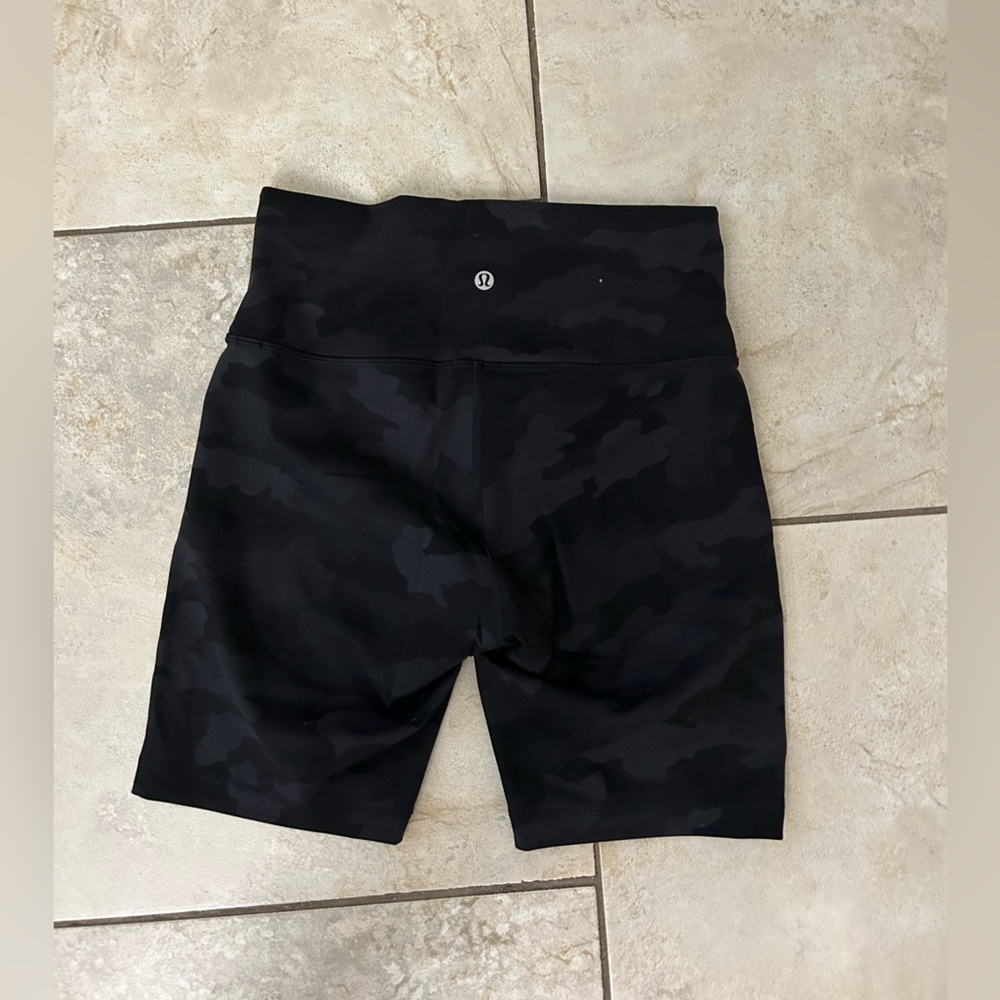 lululemon Wunder Train Biker Shorts